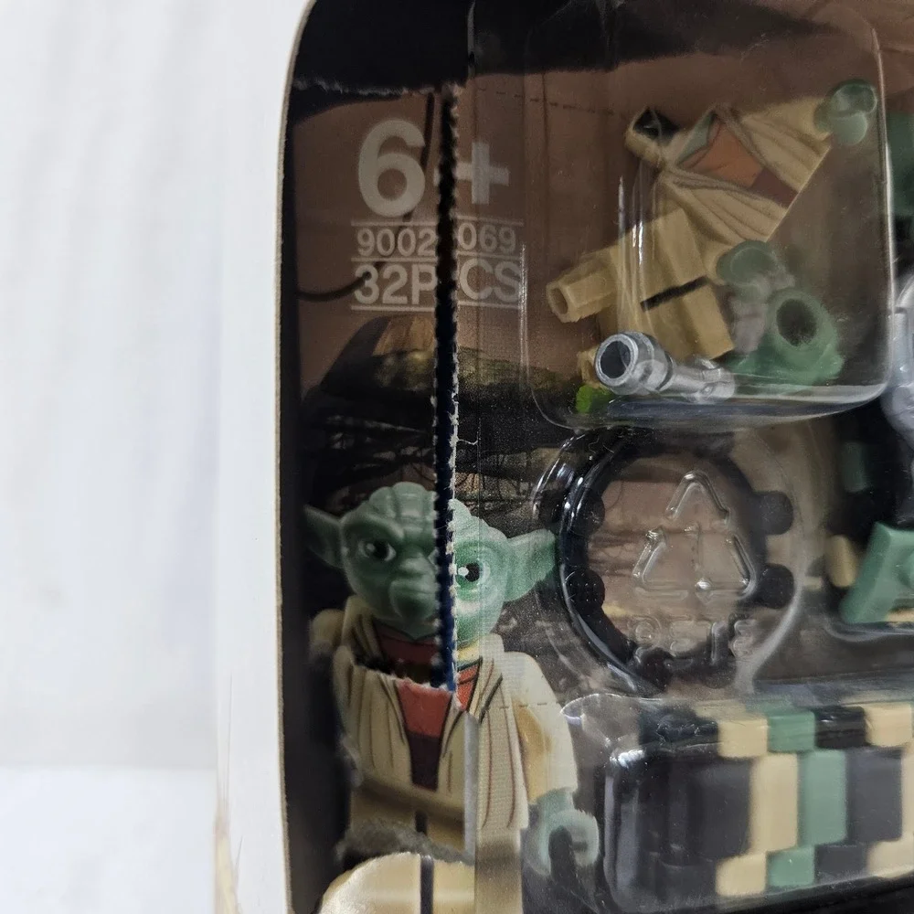 LEGO Star Wars Yoda Buildable Watch With Toy 9002069 Clone Wars 32pc New Box Rip